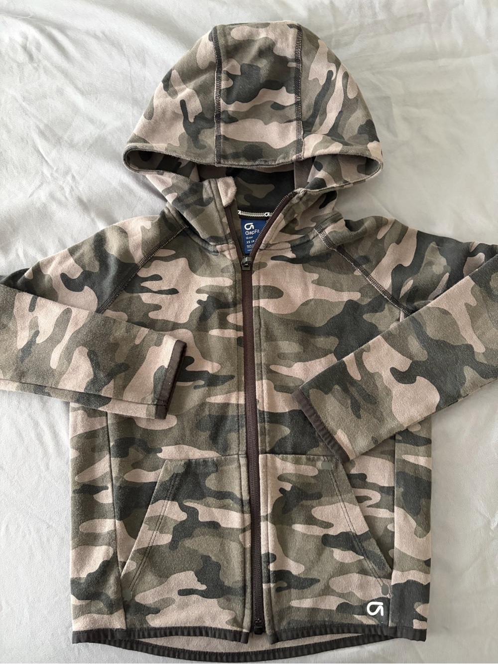 Gap Fit Boys' Camo Zip Hoodie - Green/Tan